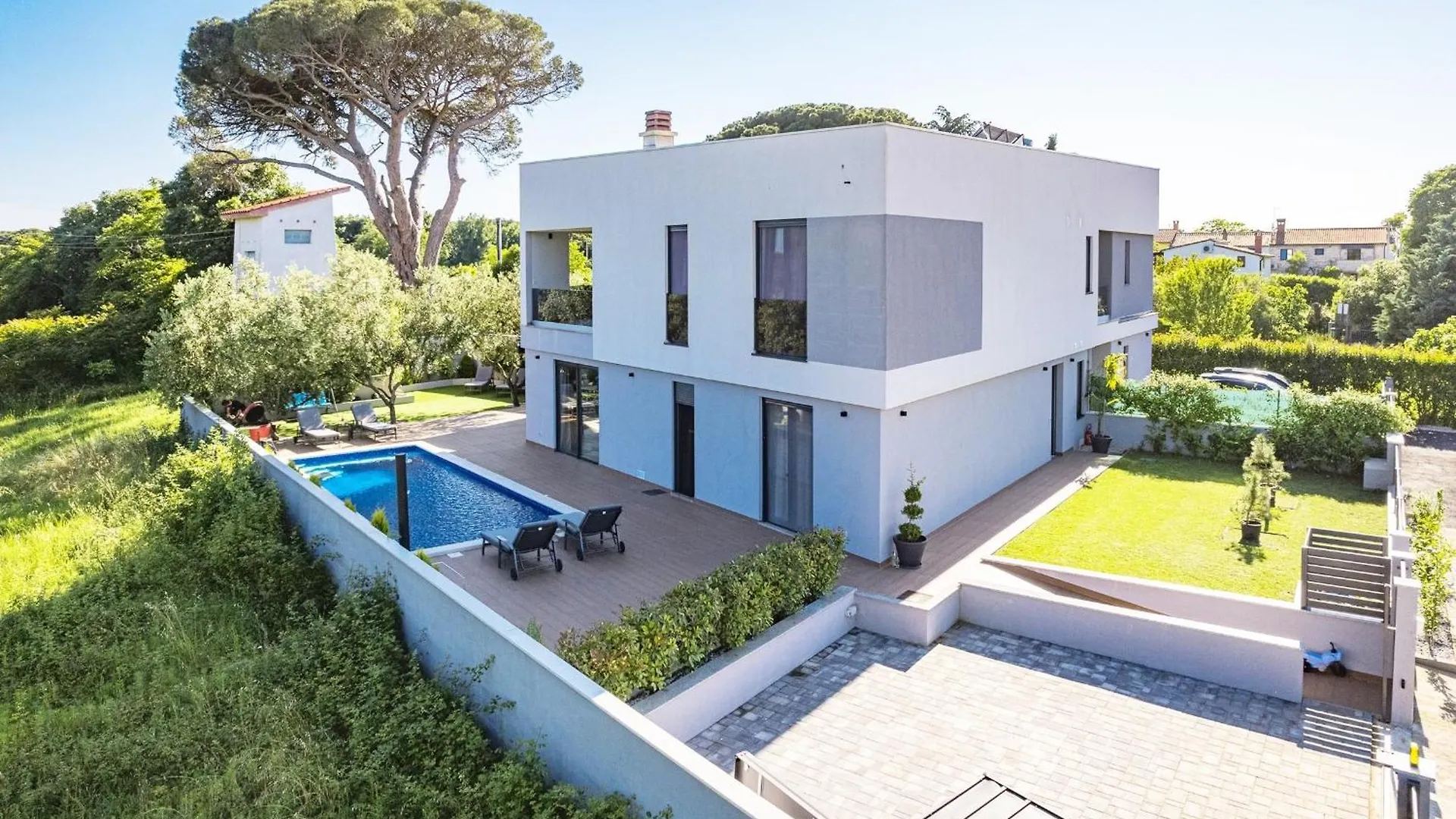 Villa Pinus - Private Pool, Jacuzzi, Game Room Poreč 0*,  Kroatien