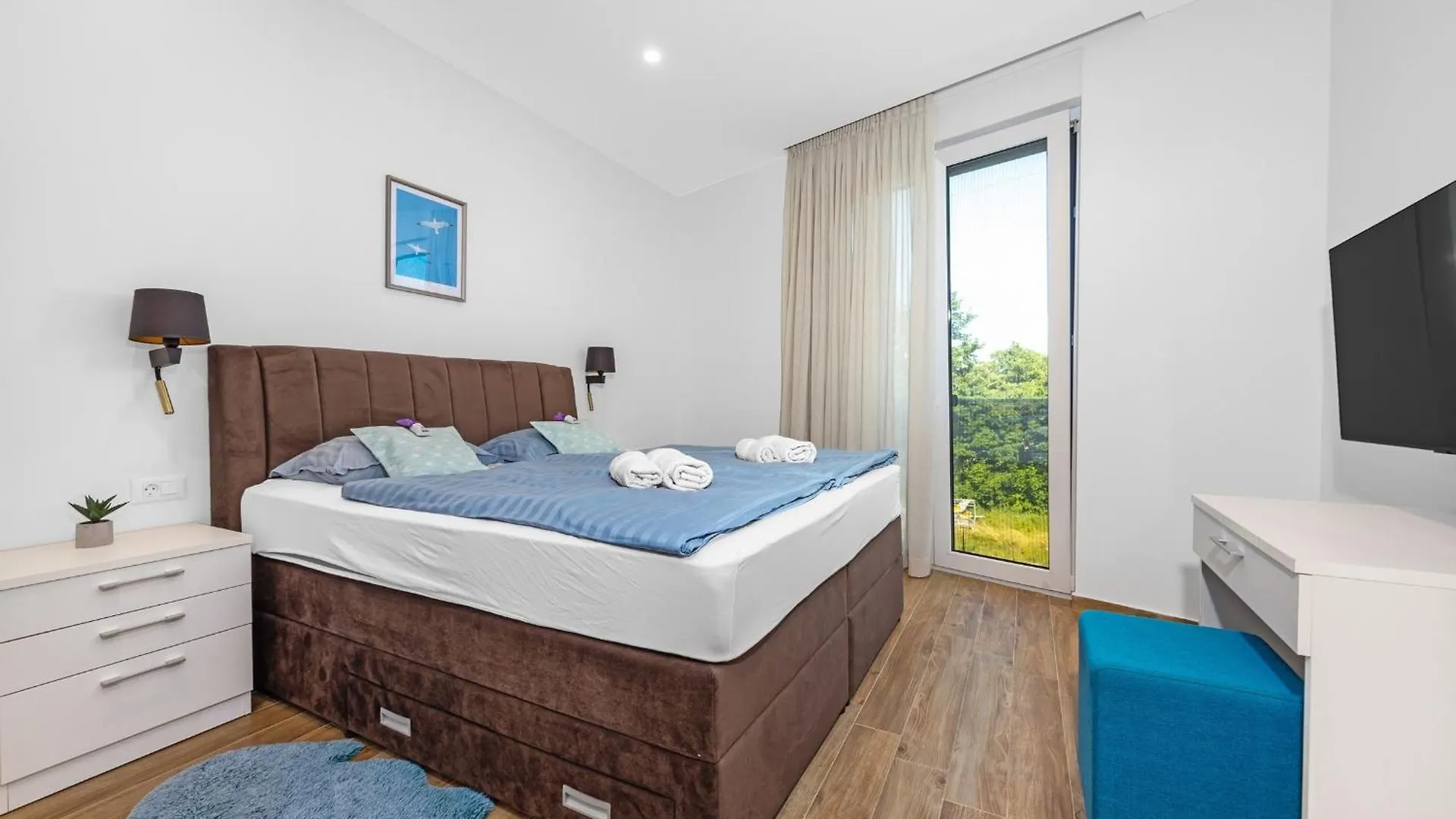 Villa Pinus - Private Pool, Jacuzzi, Game Room Porec 0*,