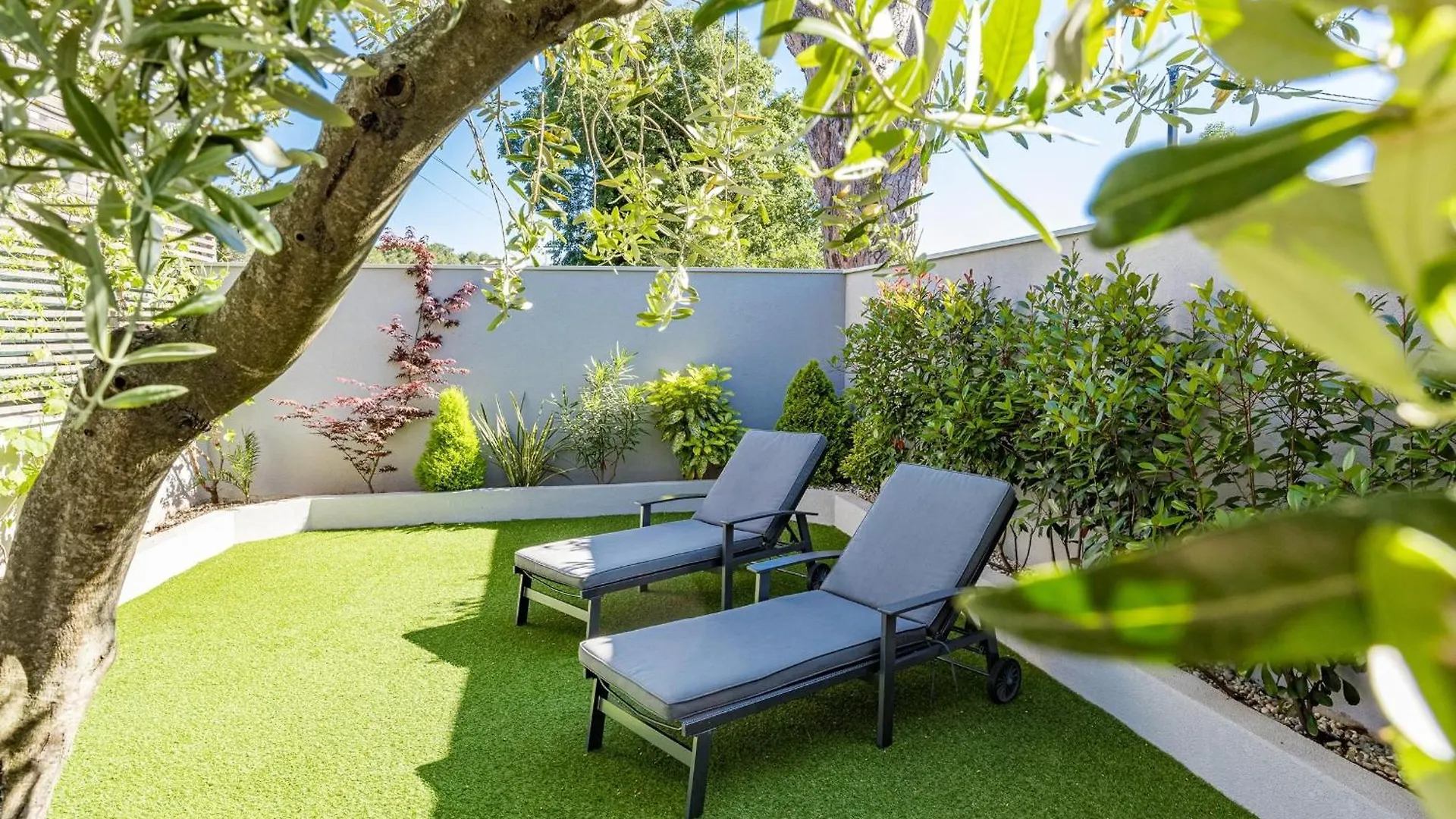 Villa Pinus - Private Pool, Jacuzzi, Game Room Porec 0*,  Croatia